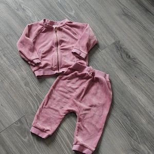 Velvet athleisure outfit for toddlers